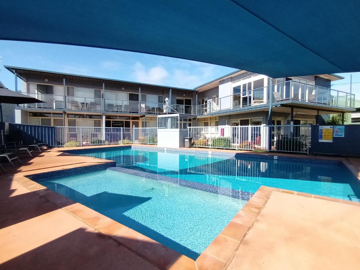 מרימבולה Grandeur Holiday Units מראה חיצוני תמונה